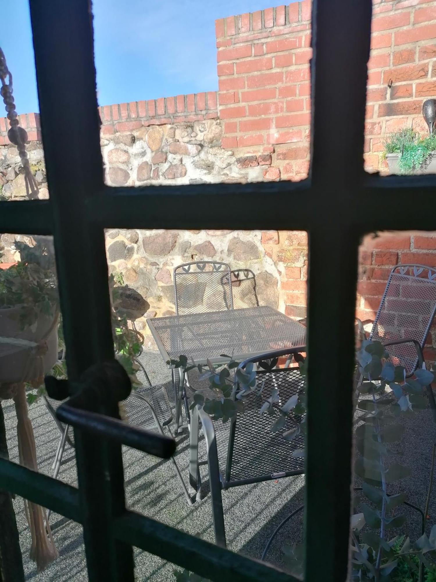Ferienwohnung Im Wachturm Tangermünde المظهر الخارجي الصورة